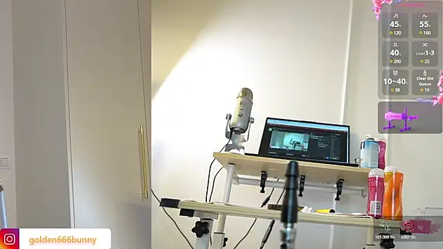 Miss69Ri99 online show from January 3, 8:32 pm