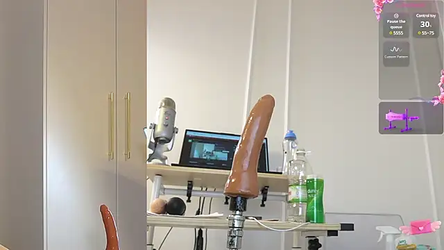 Miss69Ri99 online show from January 31, 7:40 pm