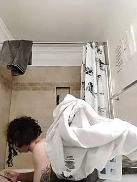 LiverandBrat77 online show from March 11, 1:45 pm