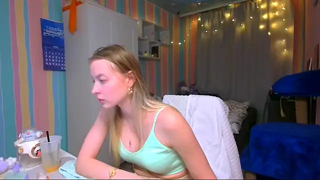 Snapshot of __Aphrodita__wow__ chatting on December 7, 1:40 pm Aphrodita wow online show from December 7, 1:40 pm