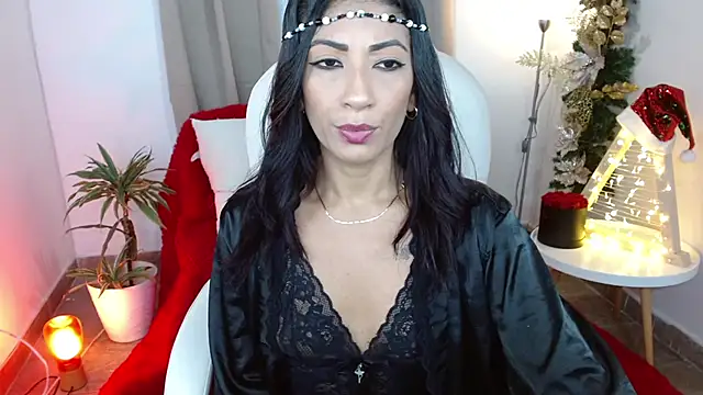 sofia perez    online show from December 15, 10:37 pm