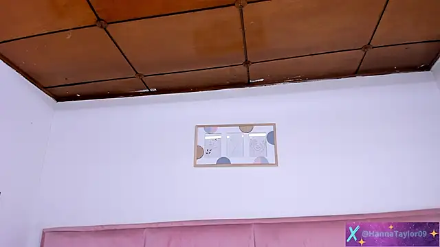 HannaTaylor online show from December 18, 7:26 am