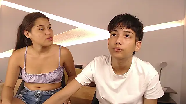 hot little bunny online show from January 28, 9:08 pm