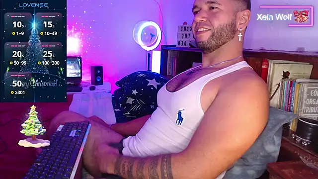 Snapshot of Xein_WoIf chatting on December 8, 2:18 am Xein WoIf online show from December 8, 2:18 am