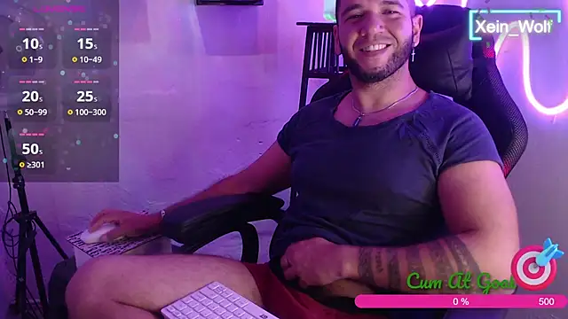 Snapshot of Xein_WoIf chatting on March 9, 2:50 am Xein WoIf online show from March 9, 2:50 am