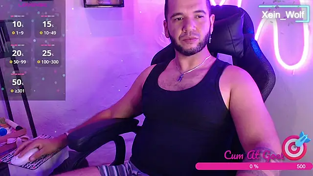 Snapshot of Xein_WoIf chatting on March 12, 2:30 am Xein WoIf online show from March 12, 2:30 am