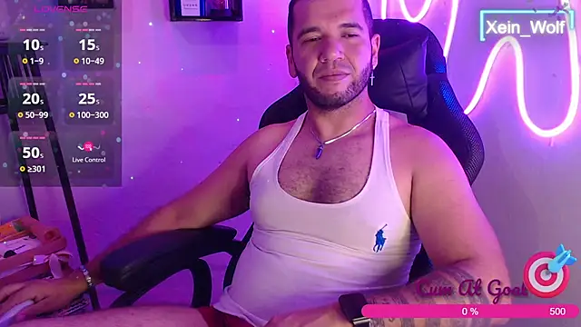 Snapshot of Xein_WoIf chatting on March 15, 3:07 am Xein WoIf online show from March 15, 3:07 am