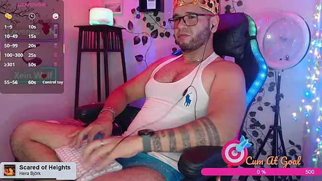 Snapshot of Xein_WoIf chatting on October 7, 3:58 am Xein WoIf online show from October 7, 3:58 am