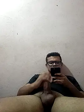 Novin18RJ online show from February 16, 6:10 pm