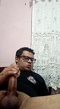 Novin18RJ online show from March 8, 10:00 am