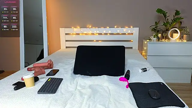 Snapshot of tanya_goddesss chatting on March 3, 9:26 pm tanya goddesss online show from March 3, 9:26 pm