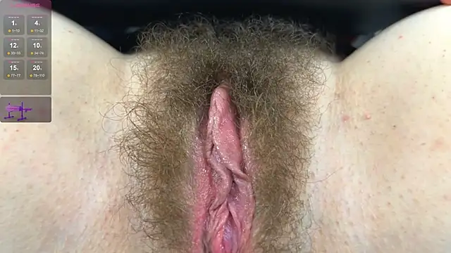 Snapshot of tanya_goddesss chatting on December 2, 2:01 pm tanya goddesss online show from December 2, 2:01 pm