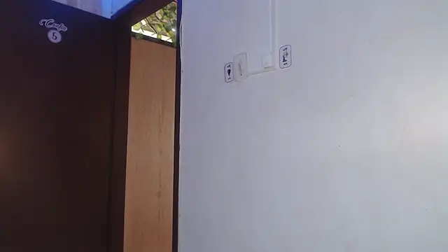 DaMikaela  online show from February 8, 9:57 pm