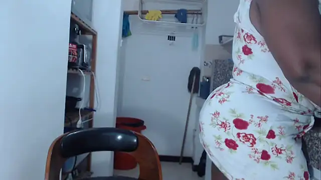 LiraRusso online show from October 5, 8:40 pm