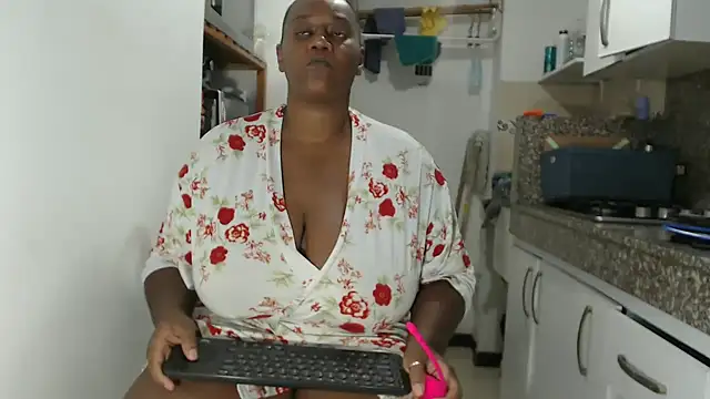 LiraRusso online show from October 20, 10:32 pm