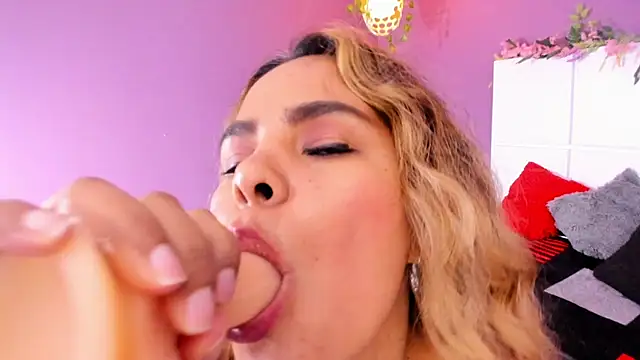 MarieKoster online show from January 30, 4:13 pm