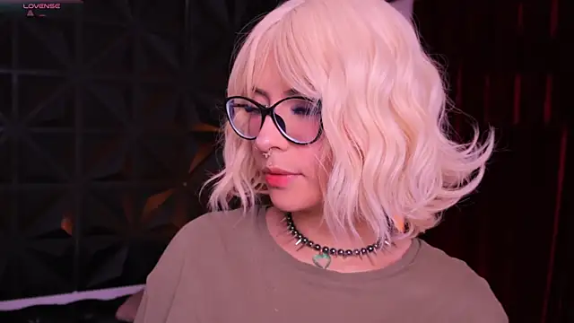 Misselektra   online show from March 19, 3:41 am