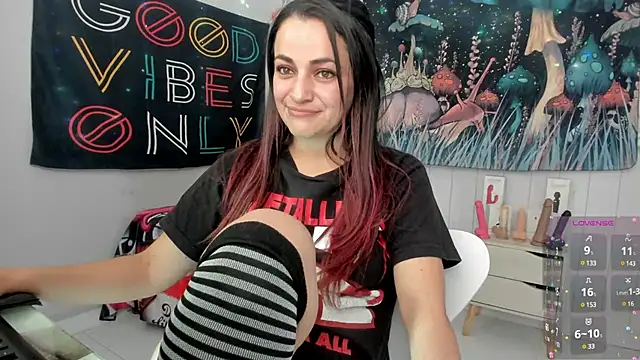 Snapshot of LovelyAzucena chatting on February 28, 3:04 pm LovelyAzucena online show from February 28, 3:04 pm