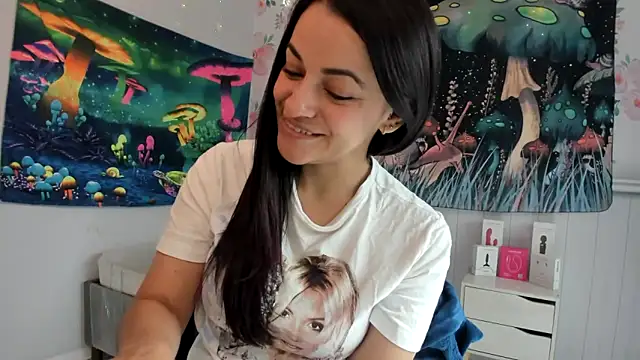 Snapshot of LovelyAzucena chatting on October 16, 2:18 pm LovelyAzucena online show from October 16, 2:18 pm