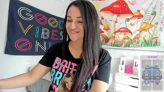 Snapshot of LovelyAzucena chatting on November 29, 2:53 pm LovelyAzucena online show from November 29, 2:53 pm