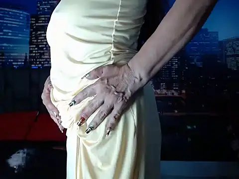 Lucy mature8 online show from December 9, 9:05 pm