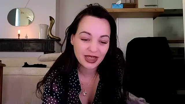 Snapshot of Lilie_romeo chatting on December 4, 2:26 pm Lilie romeo online show from December 4, 2:26 pm