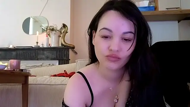 Snapshot of Lilie_romeo chatting on March 3, 3:20 pm Lilie romeo online show from March 3, 3:20 pm