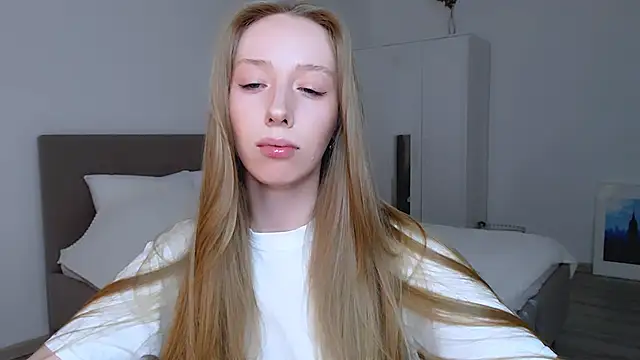 Luna insniity online show from January 14, 2:40 am