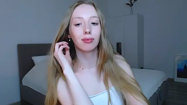 Luna insniity online show from February 14, 1:56 am