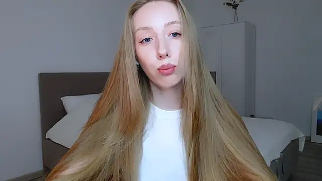 Luna insniity online show from March 10, 8:34 pm