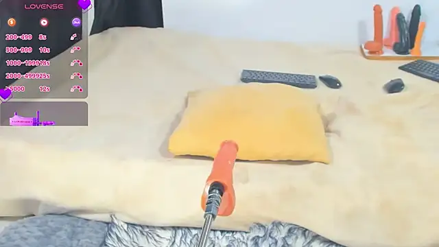 Yummy squirter online show from March 8, 1:39 am