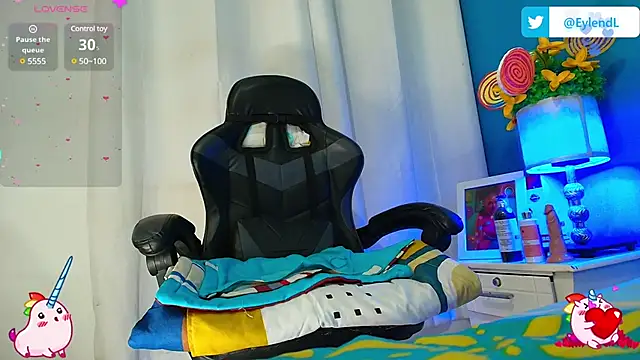 Snapshot of Eylend_Lisboa chatting on January 25, 4:13 pm Eylend Lisboa online show from January 25, 4:13 pm