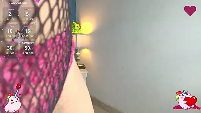 Snapshot of Eylend_Lisboa chatting on March 3, 4:03 pm Eylend Lisboa online show from March 3, 4:03 pm