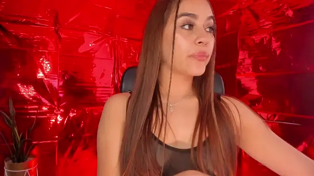 Snapshot of aliss_ev chatting on February 20, 10:26 pm aliss ev online show from February 20, 10:26 pm