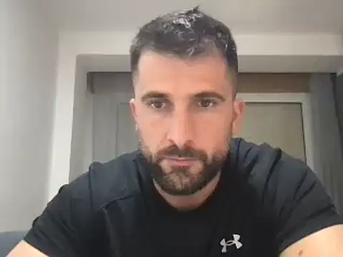 Snapshot of alex877x chatting on December 2, 4:20 pm alex877x online show from December 2, 4:20 pm