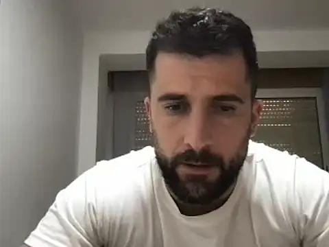 Snapshot of alex877x chatting on December 7, 8:00 am alex877x online show from December 7, 8:00 am