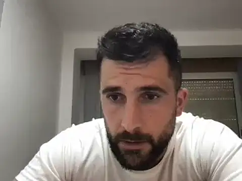 Snapshot of alex877x chatting on December 7, 11:29 am alex877x online show from December 7, 11:29 am