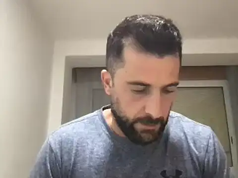 Snapshot of alex877x chatting on December 9, 6:45 am alex877x online show from December 9, 6:45 am