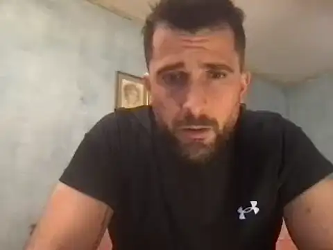 Snapshot of alex877x chatting on January 14, 1:17 pm alex877x online show from January 14, 1:17 pm