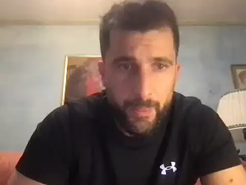 Snapshot of alex877x chatting on January 17, 4:36 pm alex877x online show from January 17, 4:36 pm