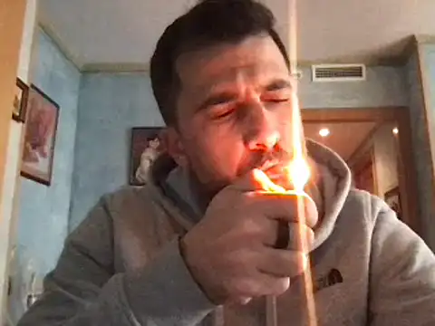 Snapshot of alex877x chatting on February 7, 8:22 am alex877x online show from February 7, 8:22 am