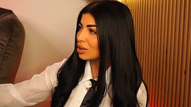 KimyBroox online show from November 9, 9:35 pm