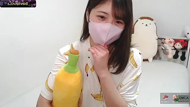 SUZU  online show from February 3, 9:39 pm