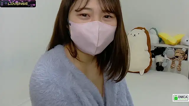 SUZU  online show from March 5, 11:49 pm