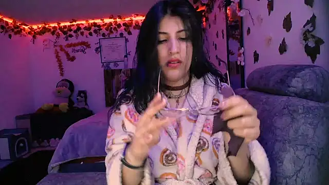 azahar  ziiz online show from January 17, 8:45 am