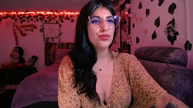 azahar  ziiz online show from January 20, 2:01 am