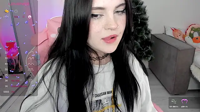 Snapshot of SelenaCute chatting on January 14, 8:09 am SelenaCute online show from January 14, 8:09 am