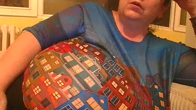 Snapshot of Nataliesbestjuggs chatting on November 15, 4:03 pm Nataliesbestjuggs online show from November 15, 4:03 pm