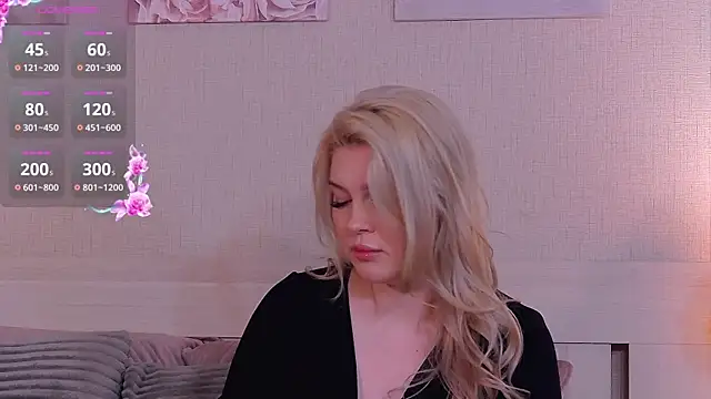 Snapshot of Alexis_Powell chatting on February 28, 10:28 pm Alexis Powell online show from February 28, 10:28 pm