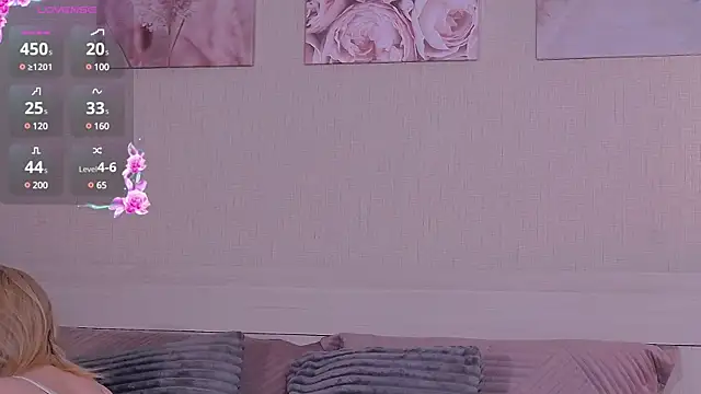 Snapshot of Alexis_Powell chatting on March 14, 2:10 am Alexis Powell online show from March 14, 2:10 am